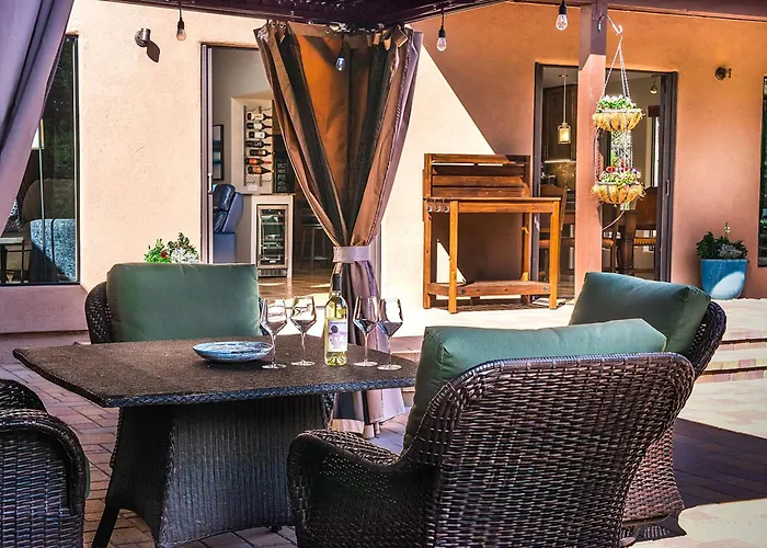 Red Rock Views And Fire Pit Stunning Sedona