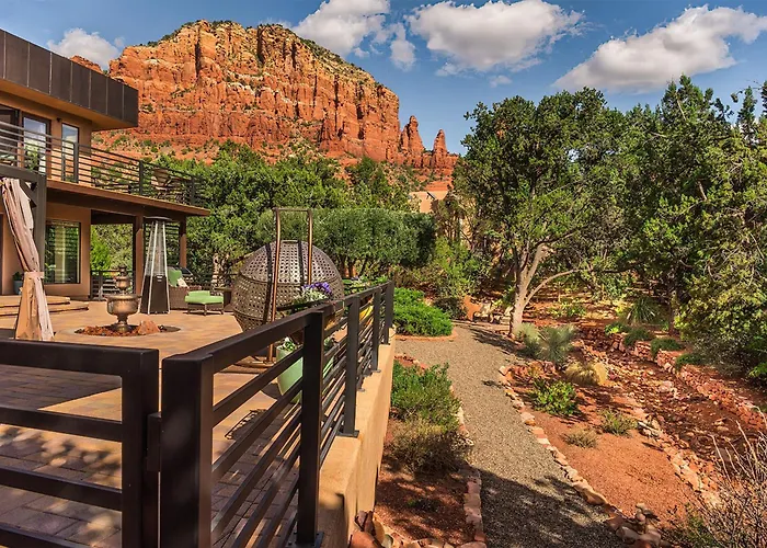Red Rock Views And Fire Pit Stunning Holiday home *